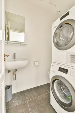 Medium property photo - Jacob Obrechtstraat 1-2, 1071 KC Amsterdam